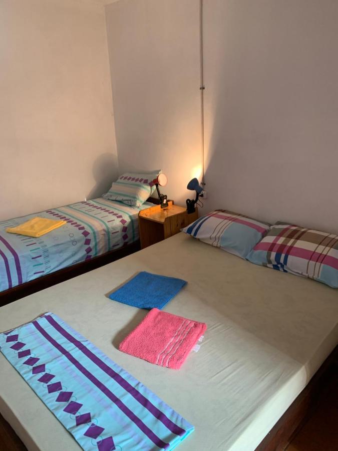 Litt Iguazu Hostal Puerto Iguazu Exterior photo